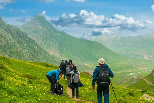 Trekking in Sonmarg