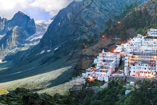 Kashmir Tour with Vaishno Devi Tour