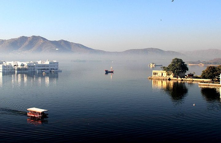 Rajasthan with Lake city tour